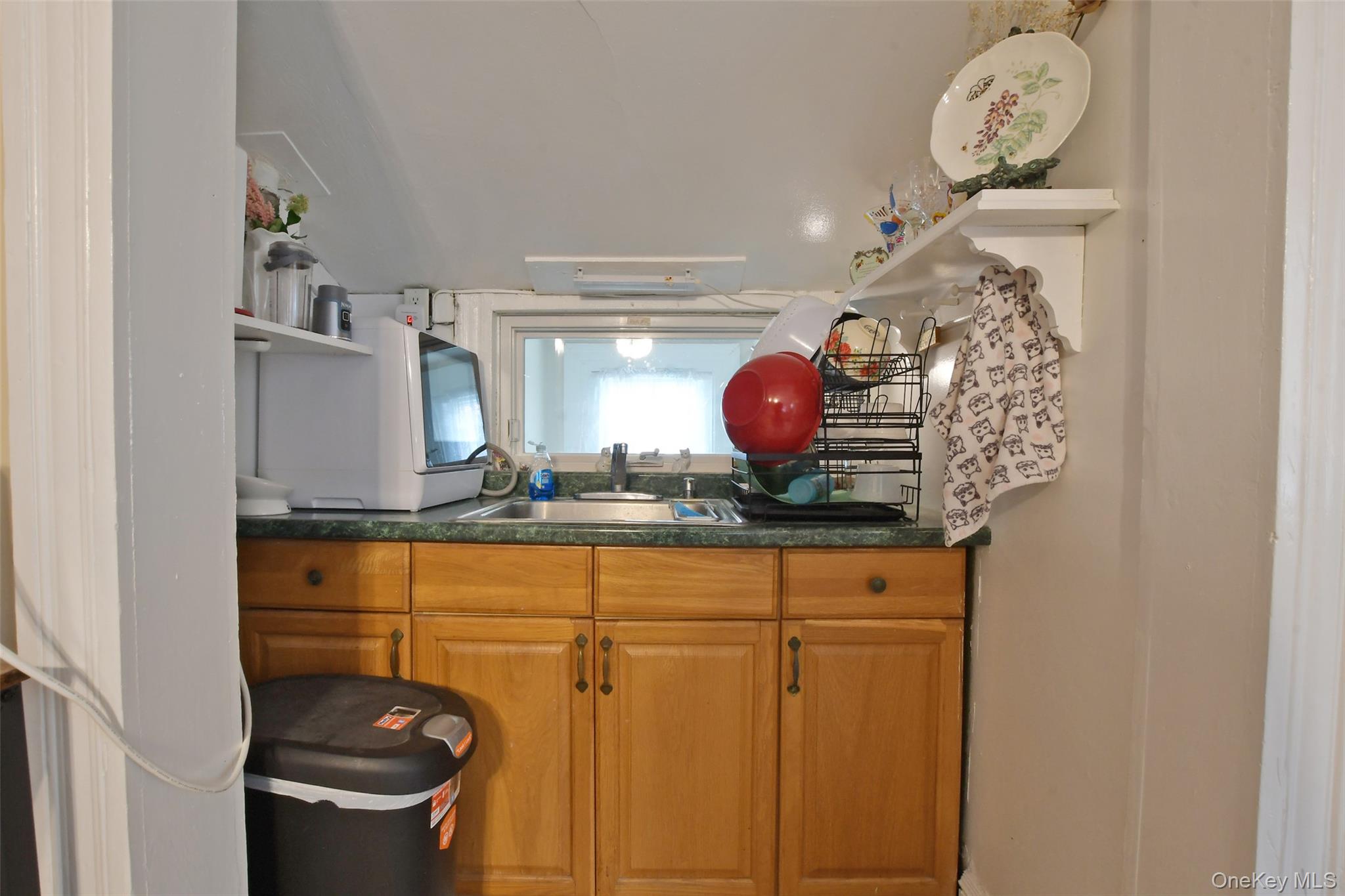 144 Division Avenue Property Photo 20