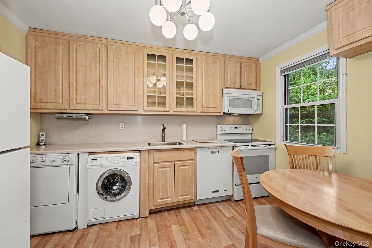 95 Georgia Avenue Property Photo 3