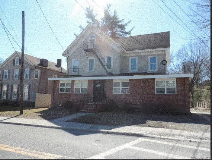 108 Vineyard Avenue Property Photo 1