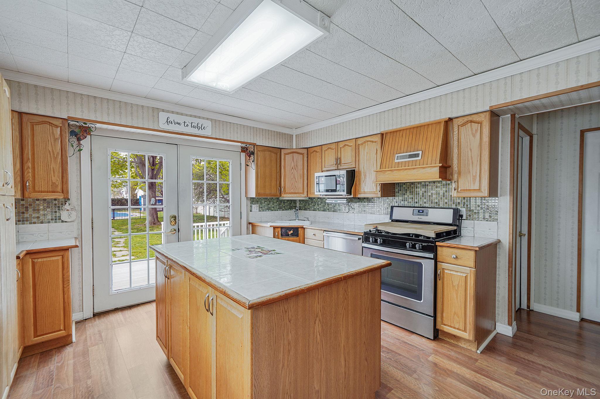 74 Maple Avenue Property Photo 16