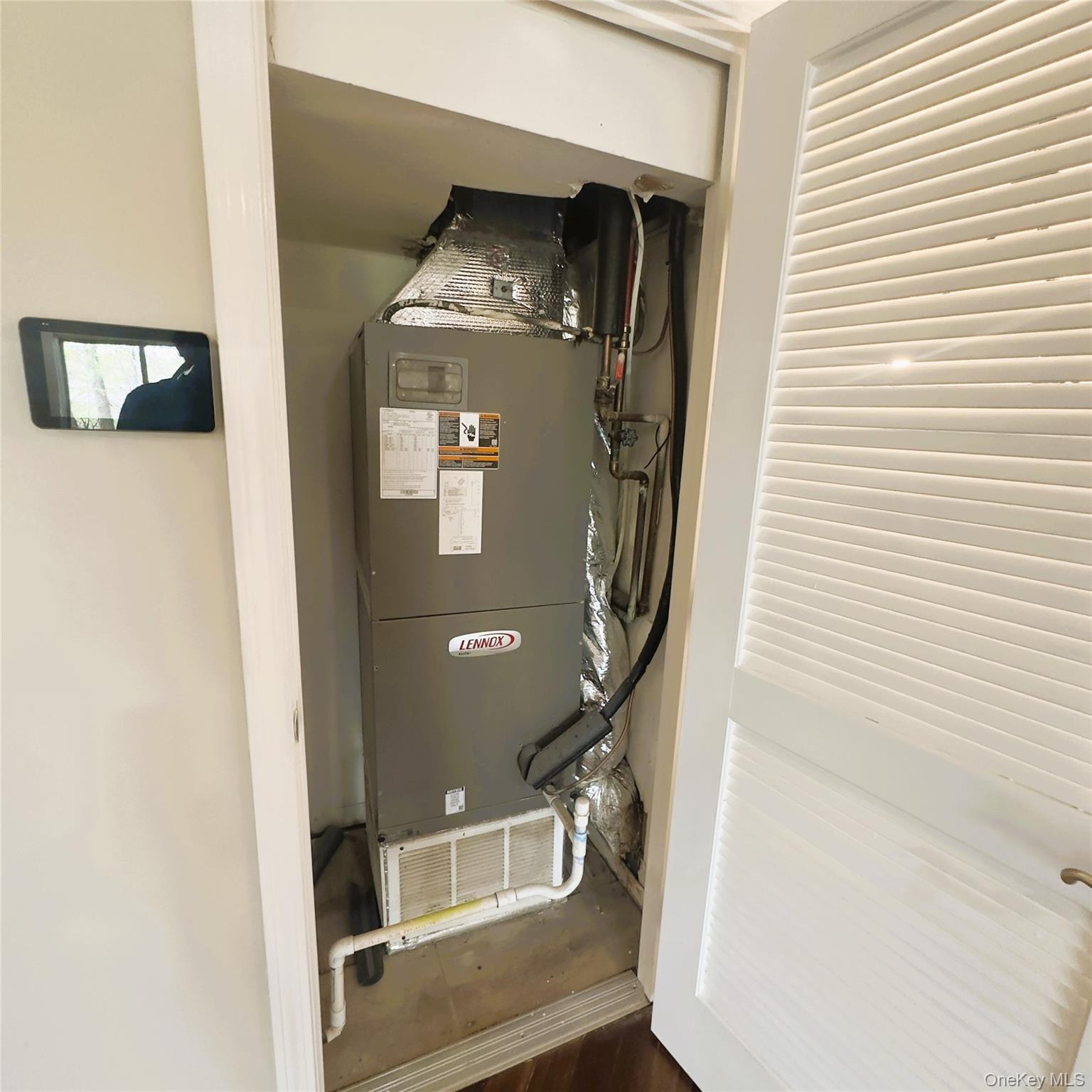 26 Cooper 603 Property Photo 14