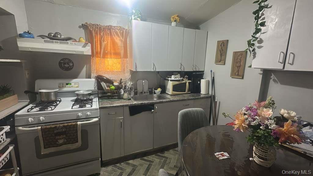 24 Pratt Street Property Photo 2