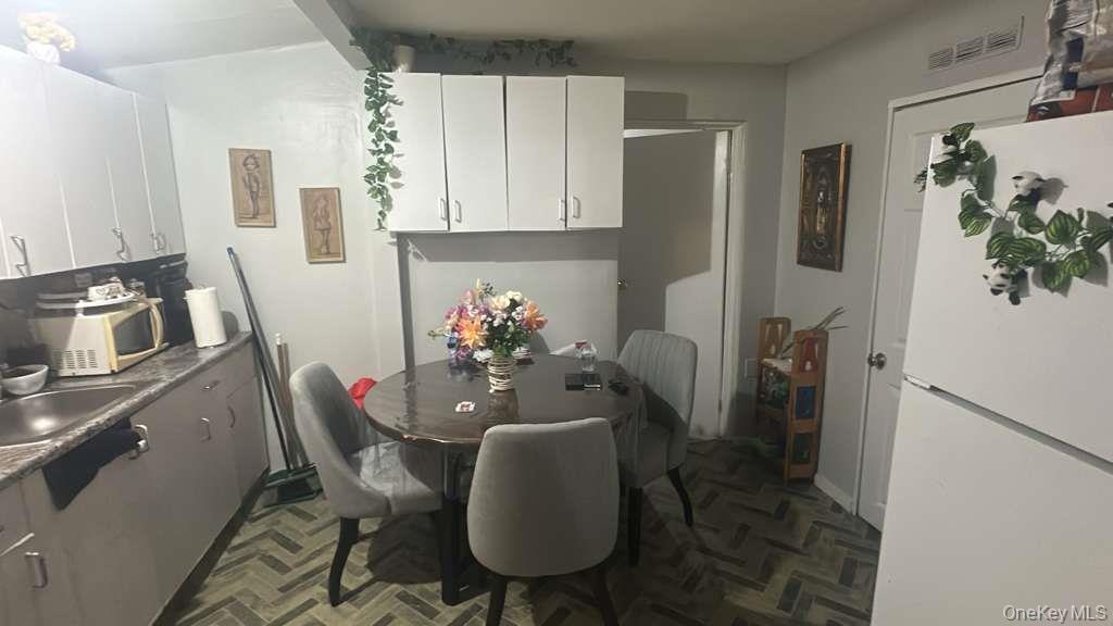 24 Pratt Street Property Photo 6