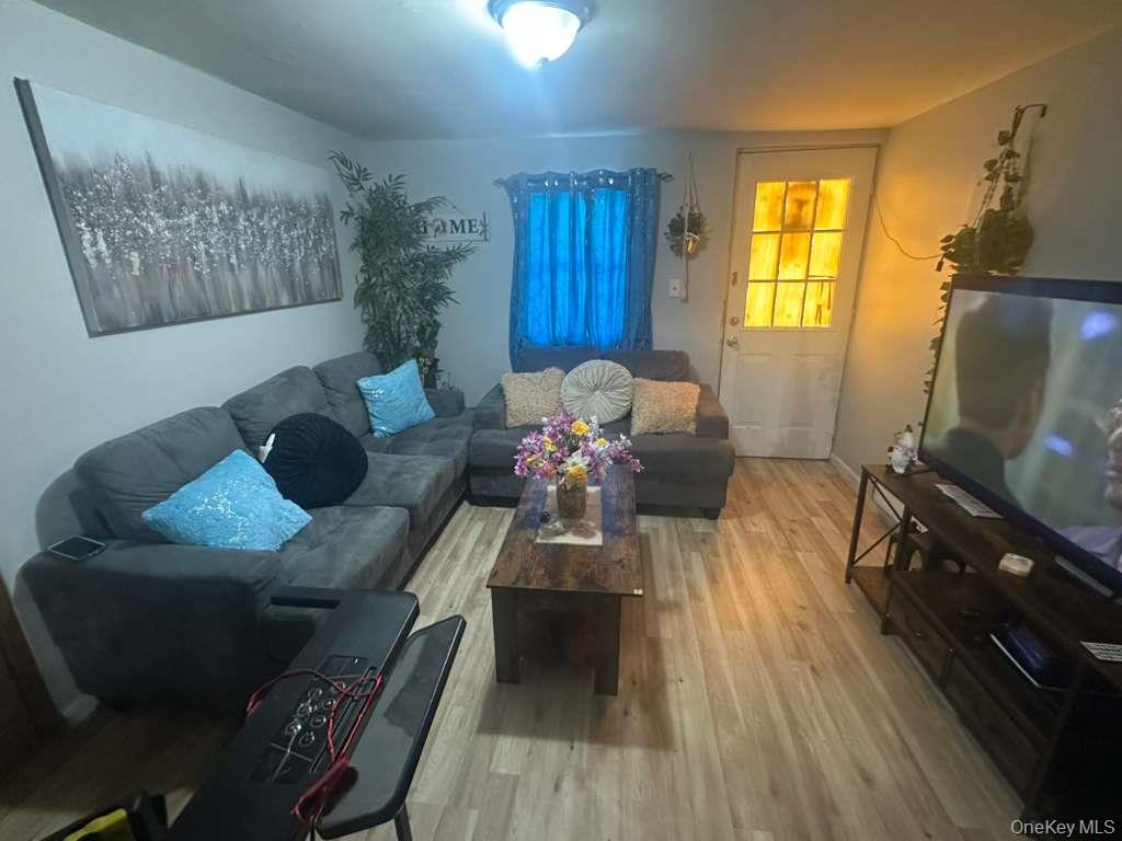 24 Pratt Street Property Photo 8