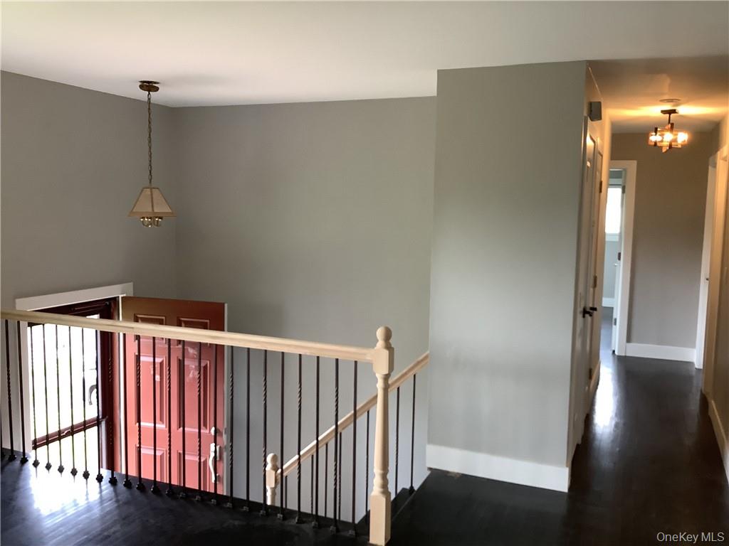 19 Mountainview Drive Property Photo 4