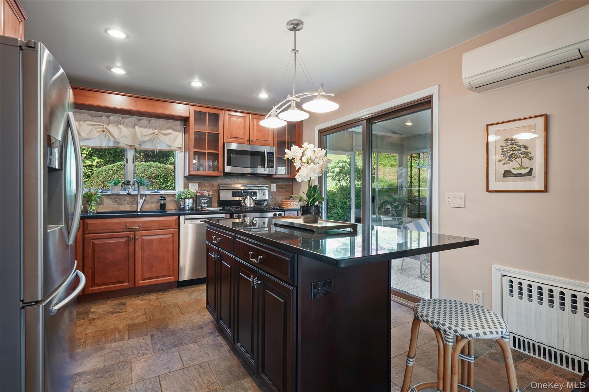 2 Rockledge Road Property Photo 7