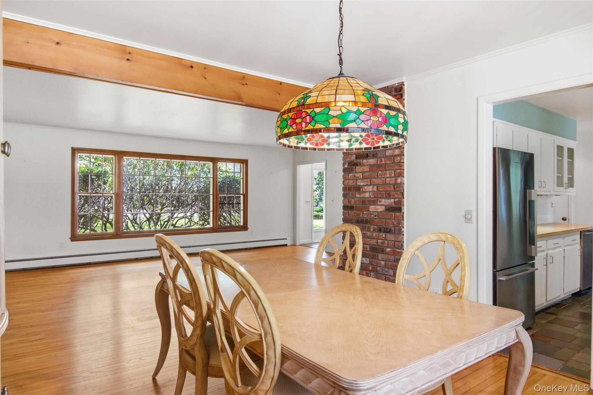 6 Oakland Lane Property Photo 8