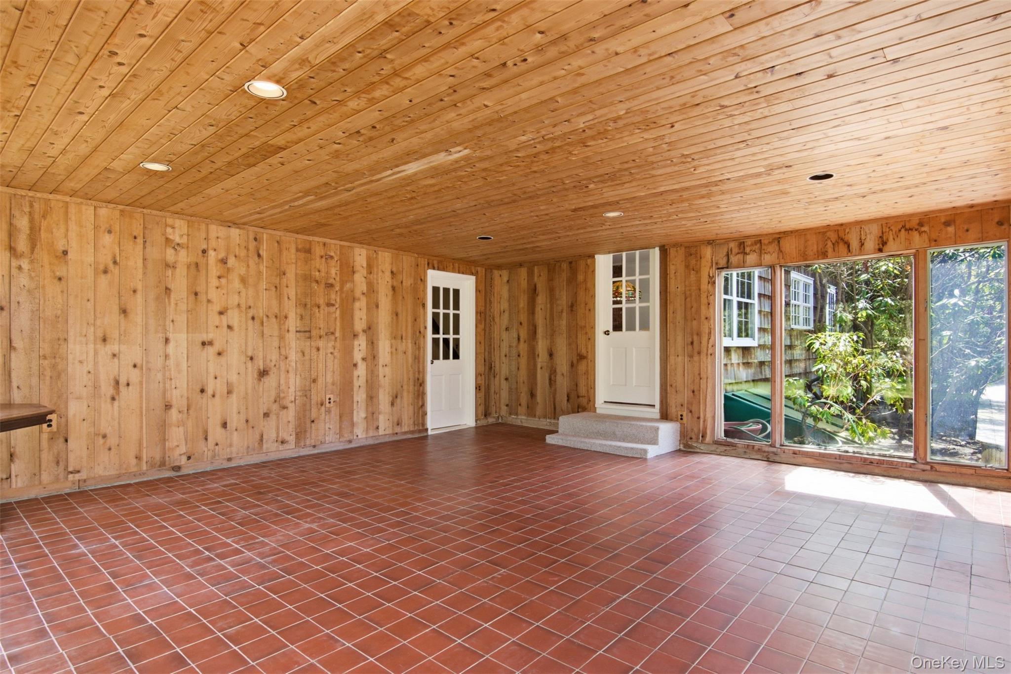 6 Oakland Lane Property Photo 11
