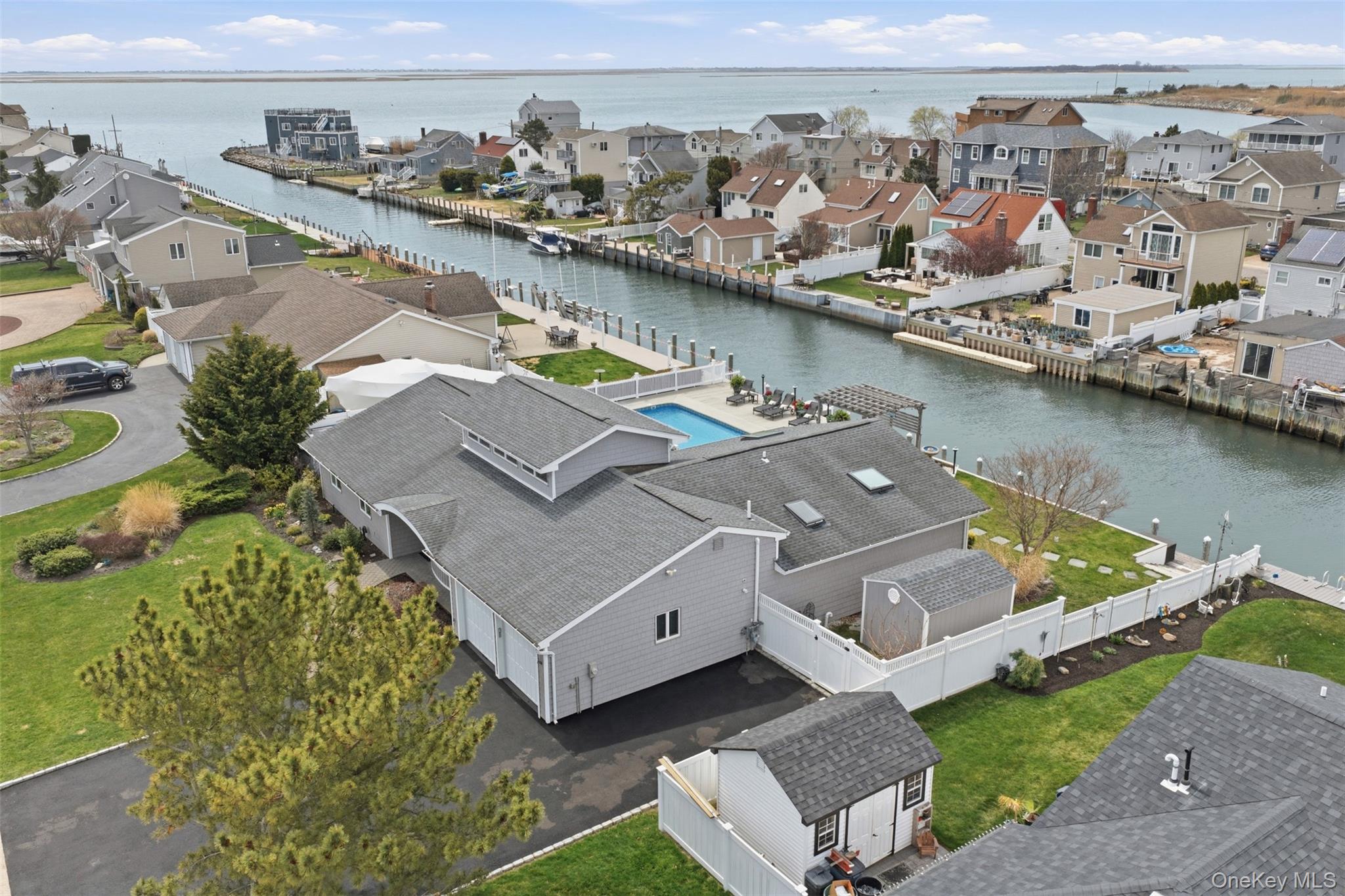 21 Shore Drive Property Photo 4