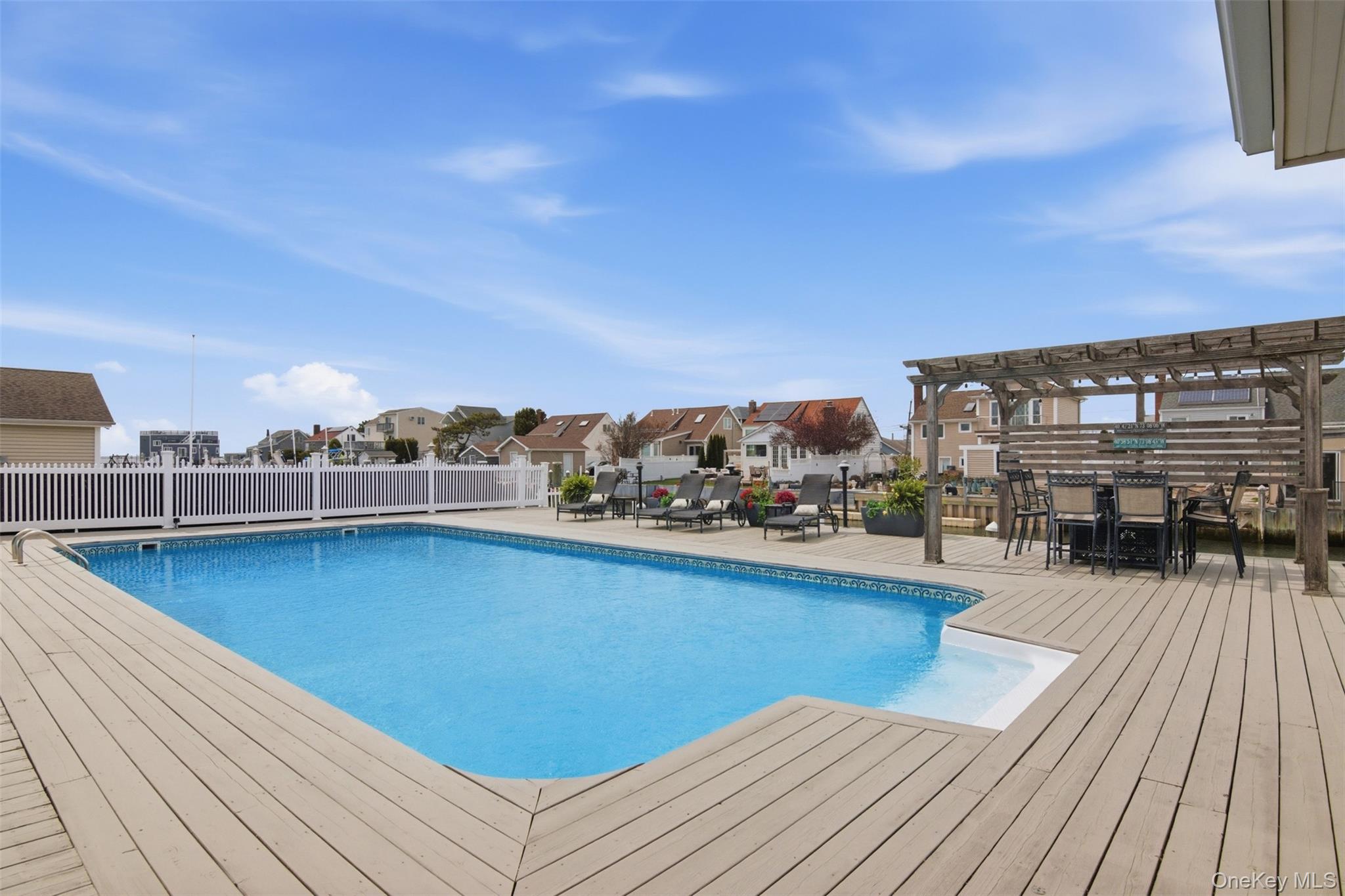 21 Shore Drive Property Photo 6