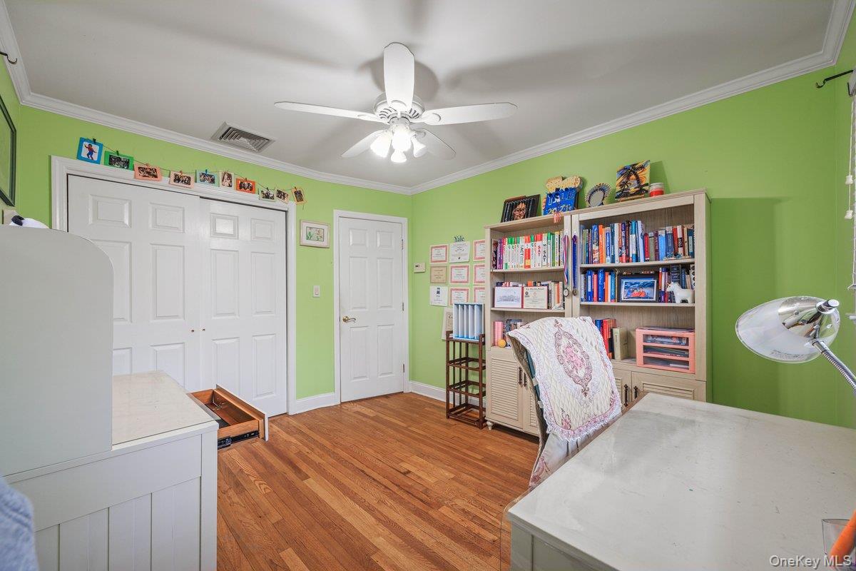 35 Hilldale Road Property Photo 8