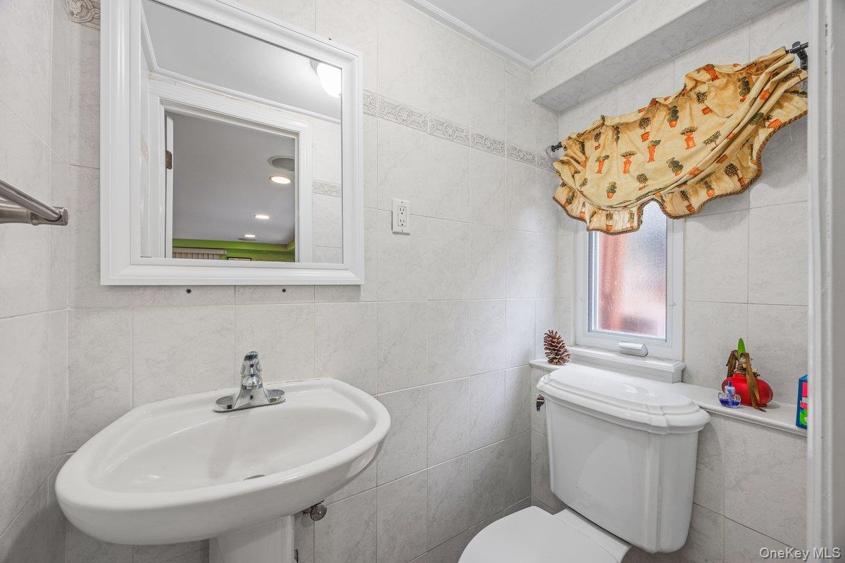 35 Hilldale Road Property Photo 15