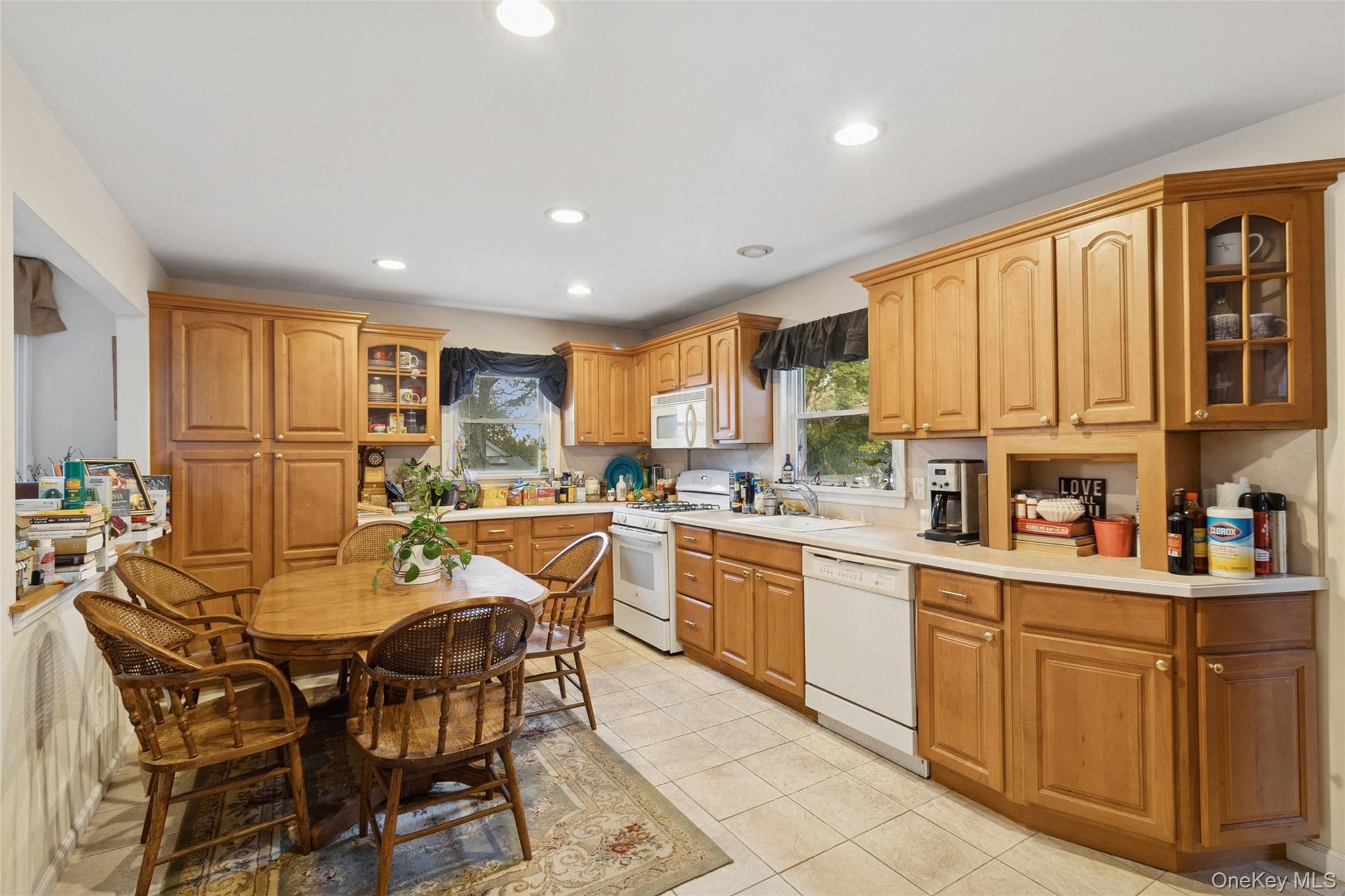 215 Hallock Landing Road Property Photo 5