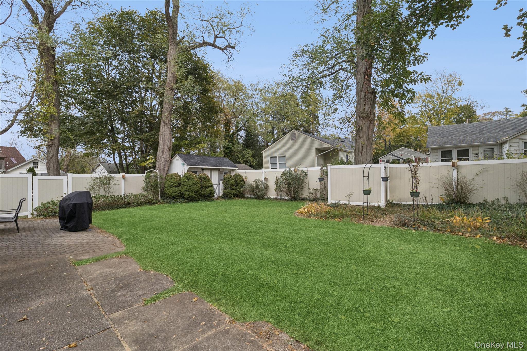 215 Hallock Landing Road Property Photo 24