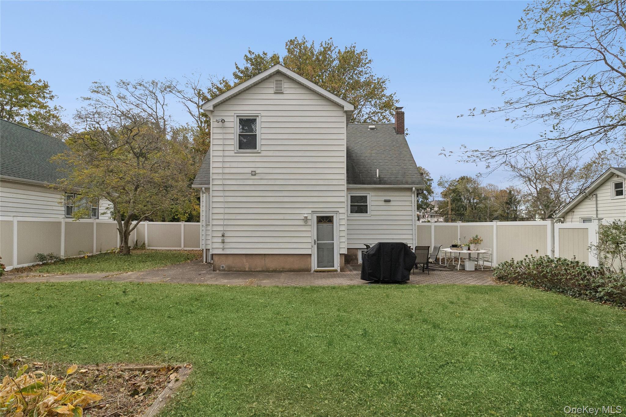 215 Hallock Landing Road Property Photo 26
