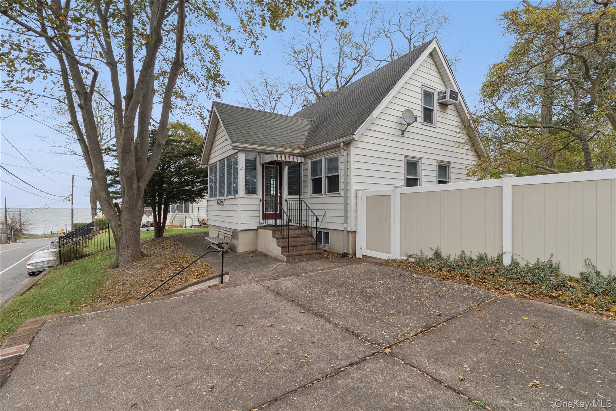 215 Hallock Landing Road Property Photo 31