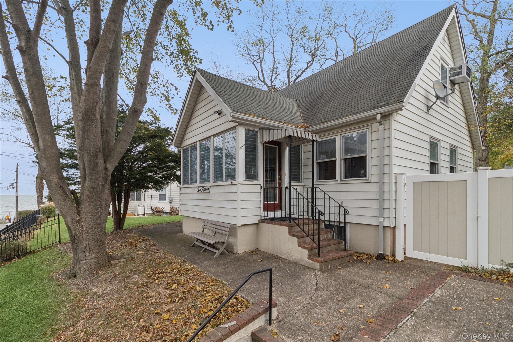 215 Hallock Landing Road Property Photo 35