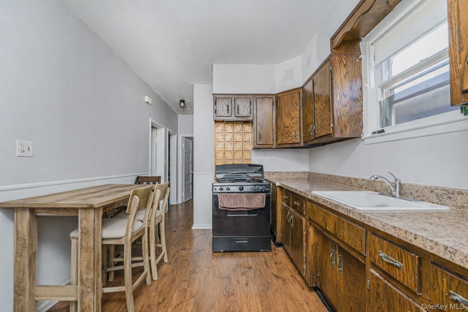 202 Dixon Avenue Property Photo 13