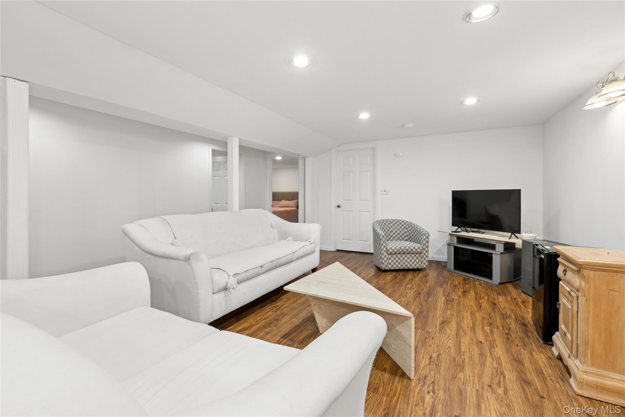 680 Westview Drive Property Photo 17