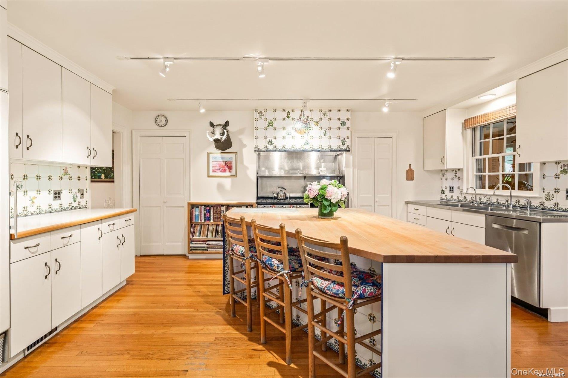 200 Cleft Road Property Photo 13
