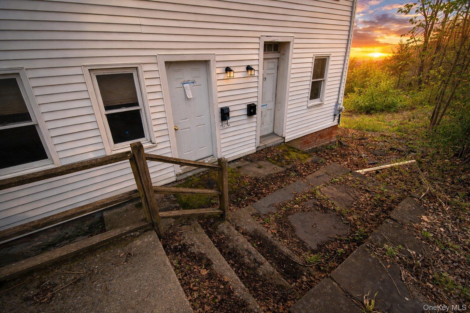 13 & 15 Underwood Street Property Photo 3