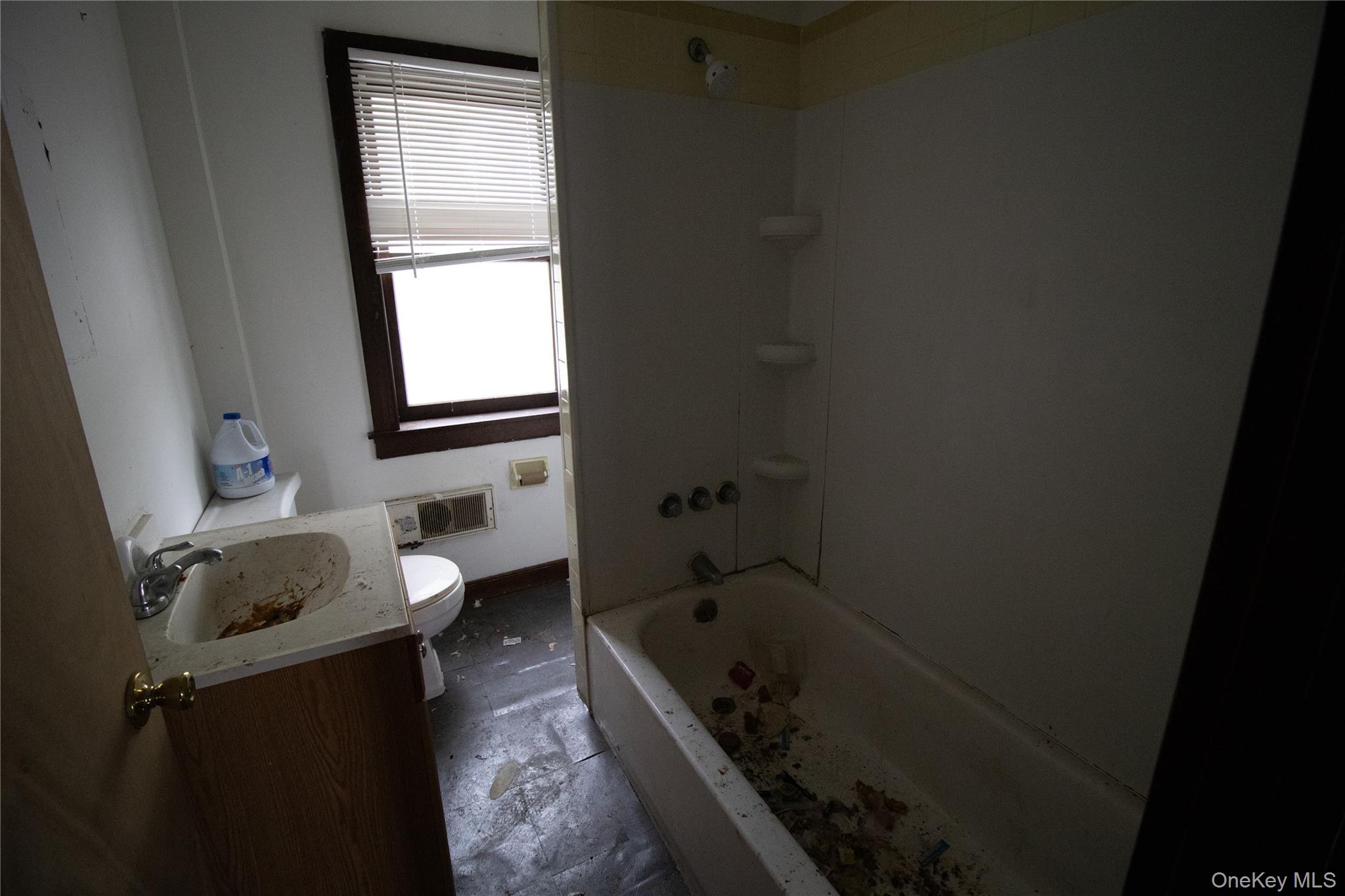 13 & 15 Underwood Street Property Photo 11