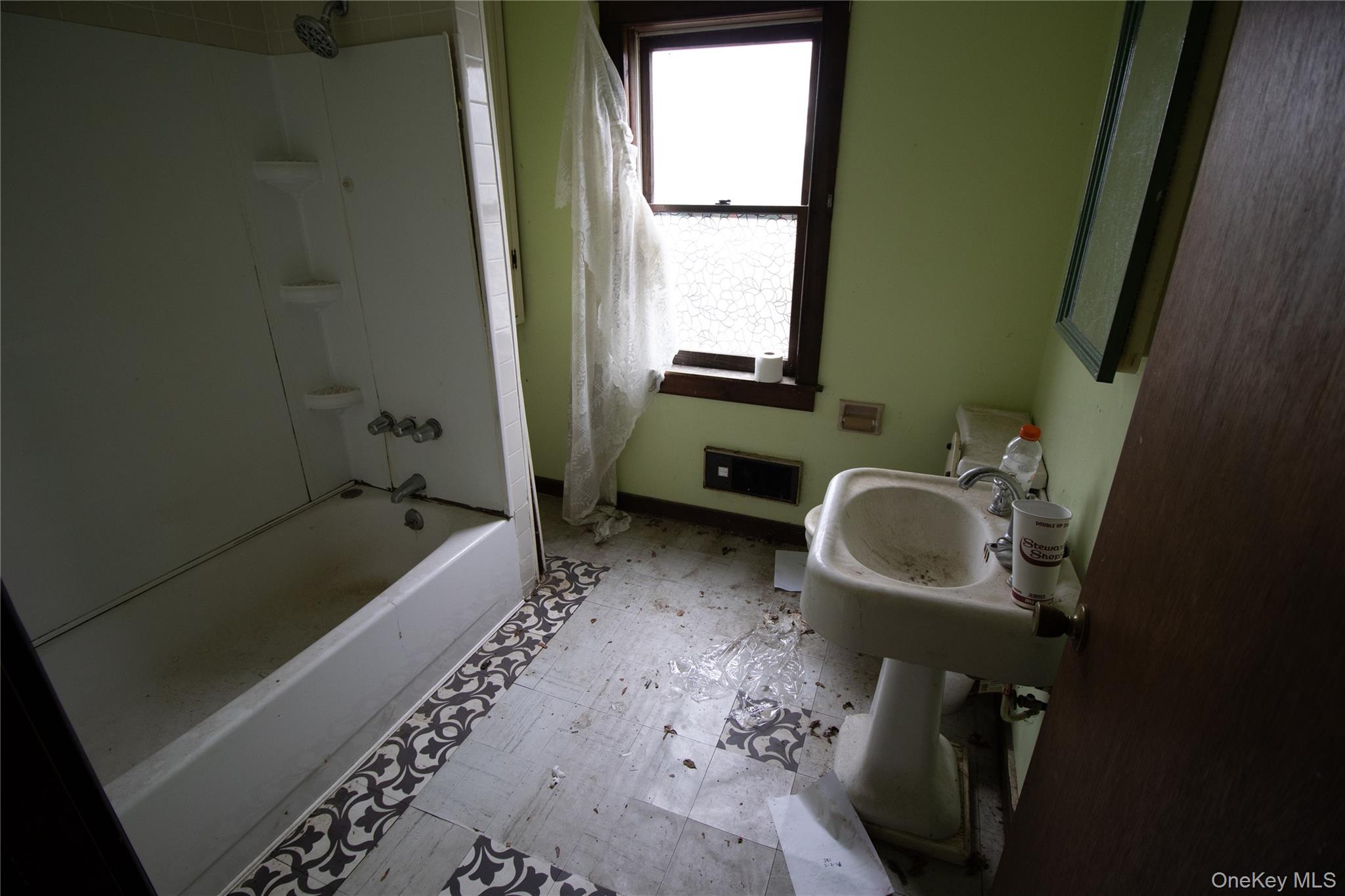 13 & 15 Underwood Street Property Photo 14