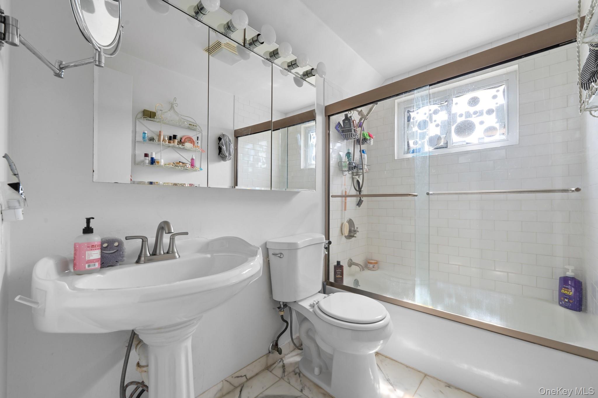 266 Bellmore Road Property Photo 7