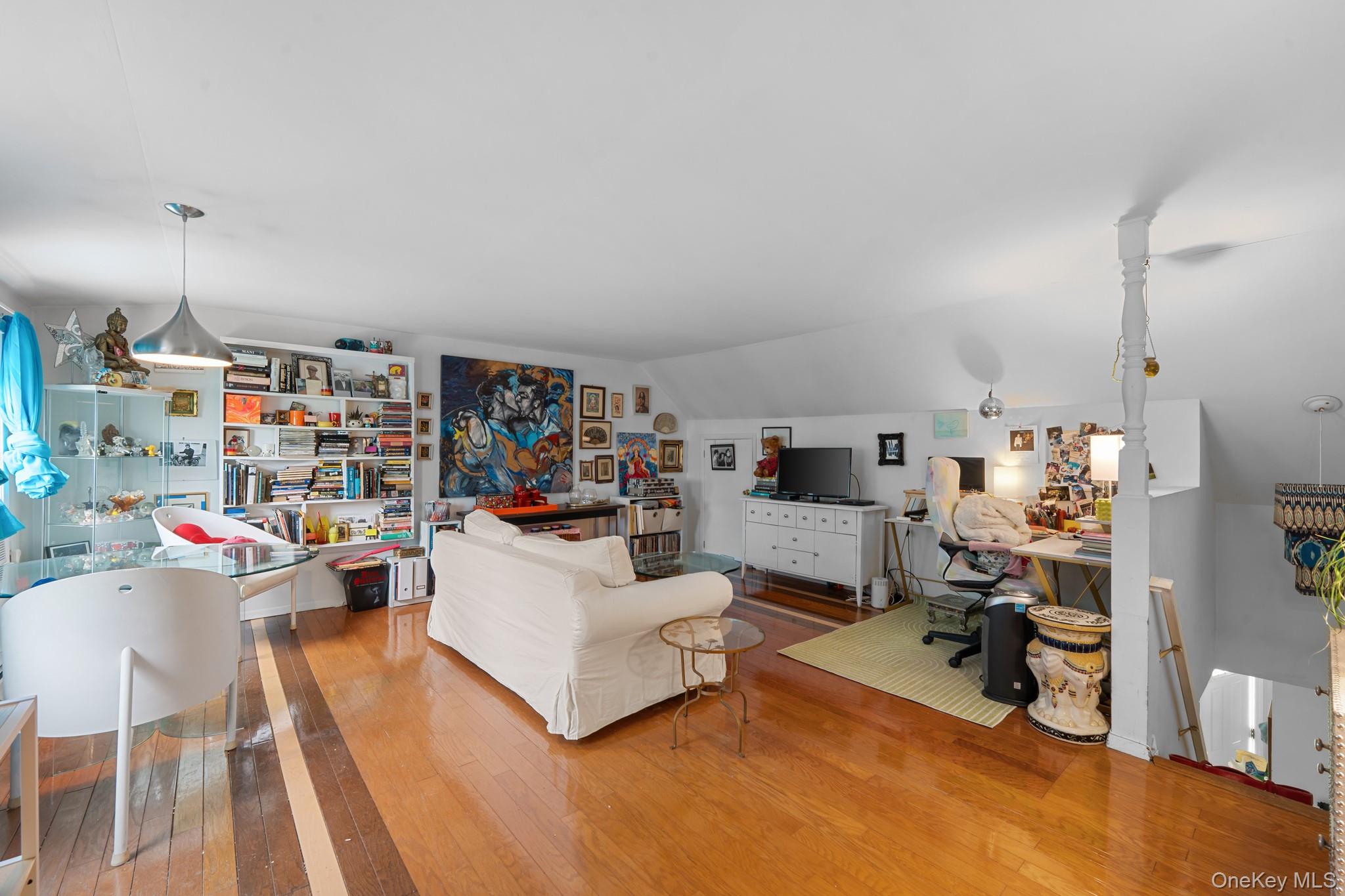 266 Bellmore Road Property Photo 10