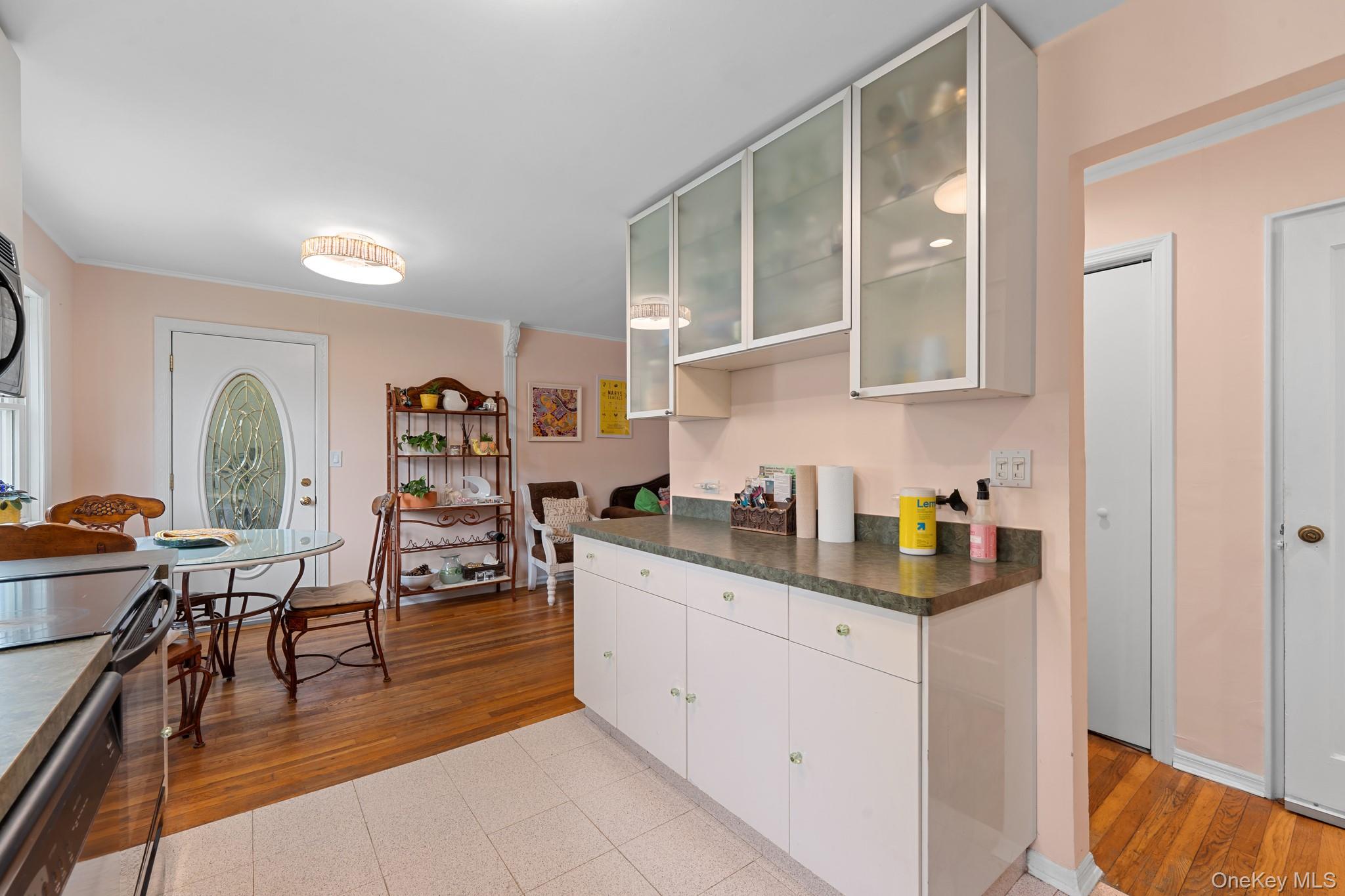 266 Bellmore Road Property Photo 22