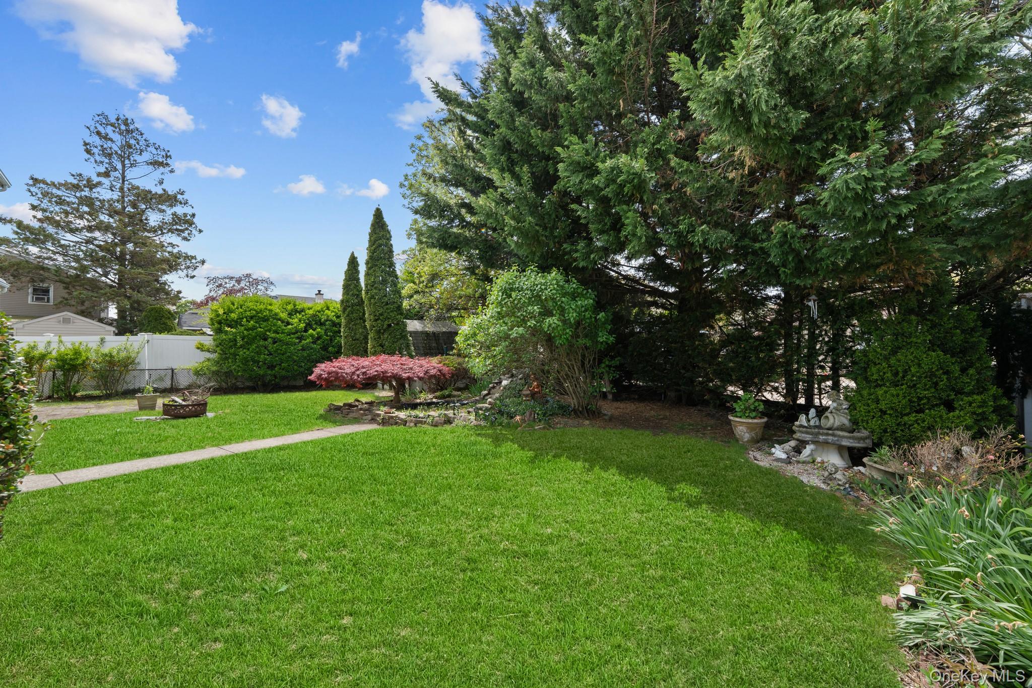 266 Bellmore Road Property Photo 38