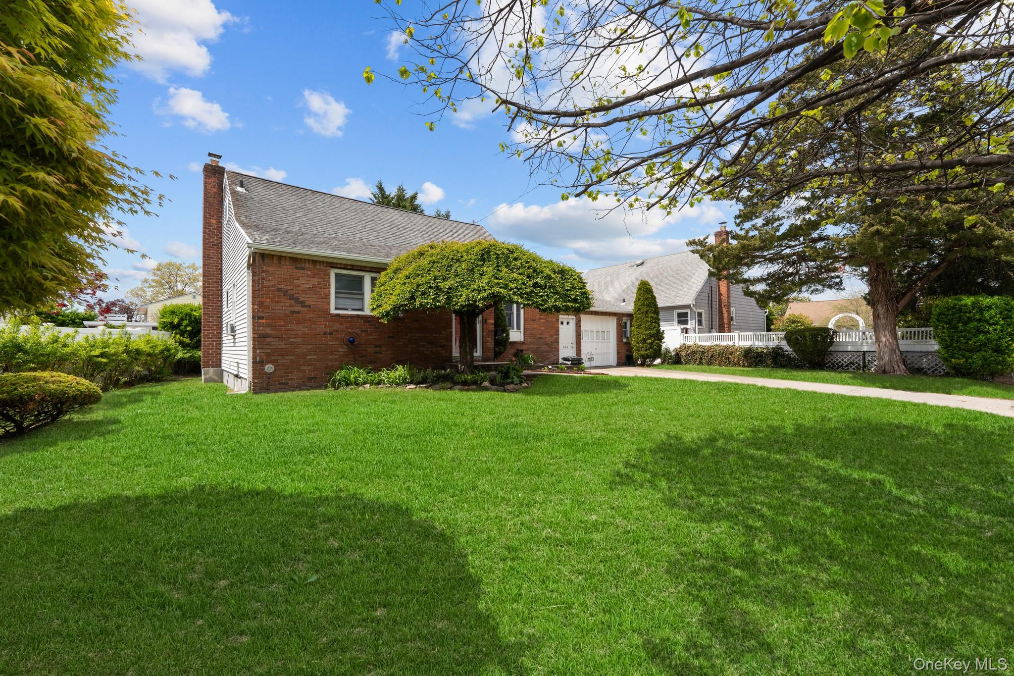 266 Bellmore Road Property Photo 44