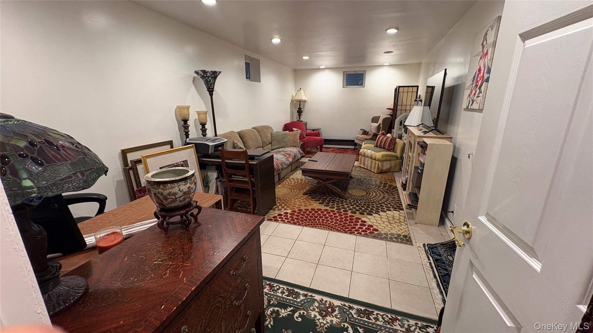 1673 Northern Boulevard Property Photo 8
