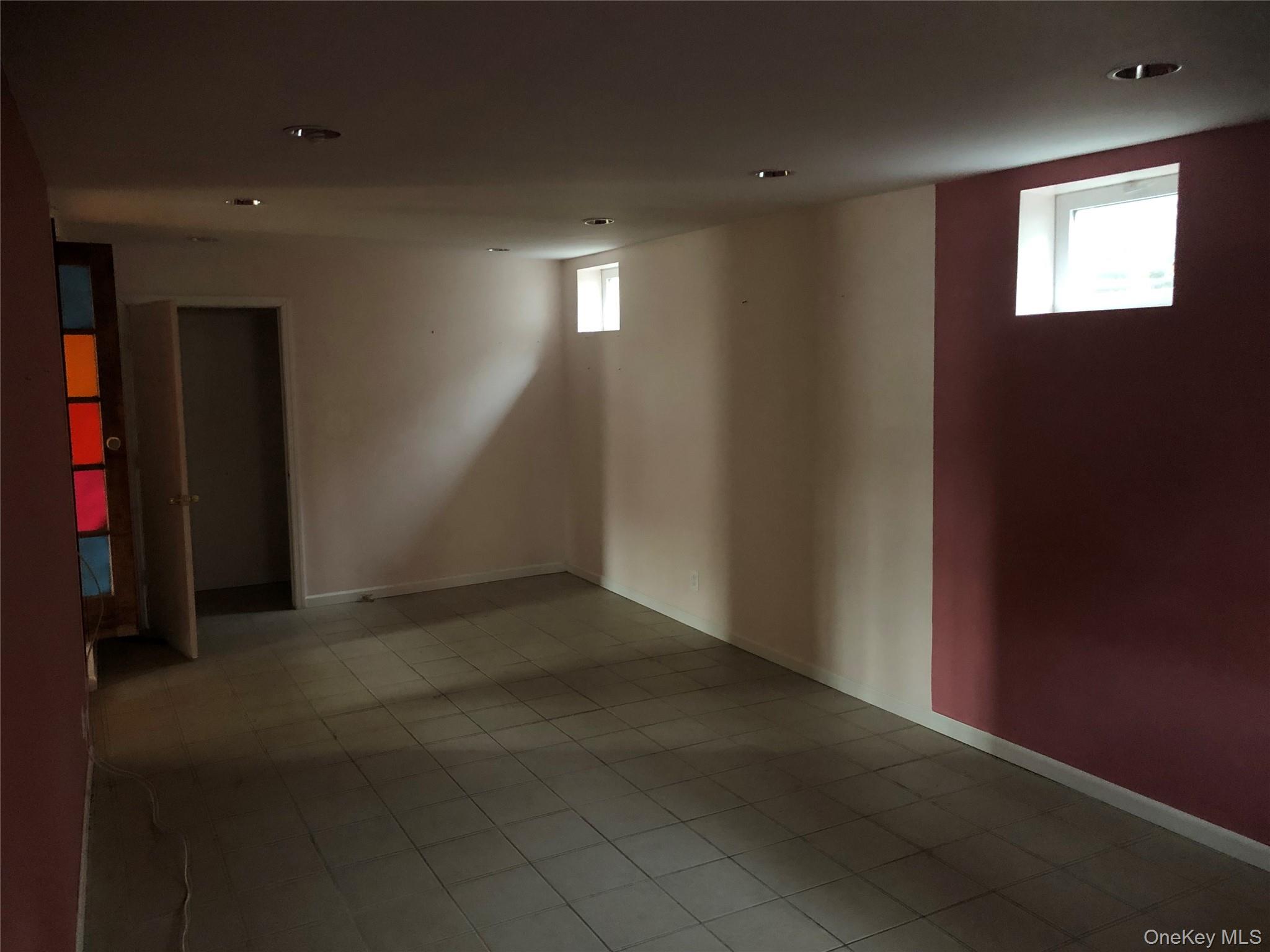 1673 Northern Boulevard Property Photo 11