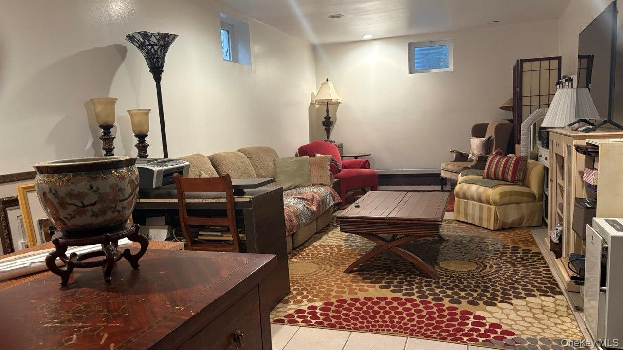 1673 Northern Boulevard Property Photo 13