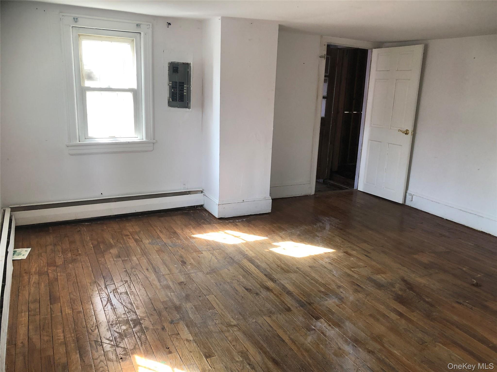 1673 Northern Boulevard Property Photo 15