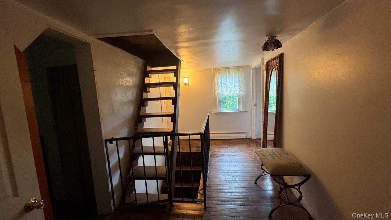 1673 Northern Boulevard Property Photo 28