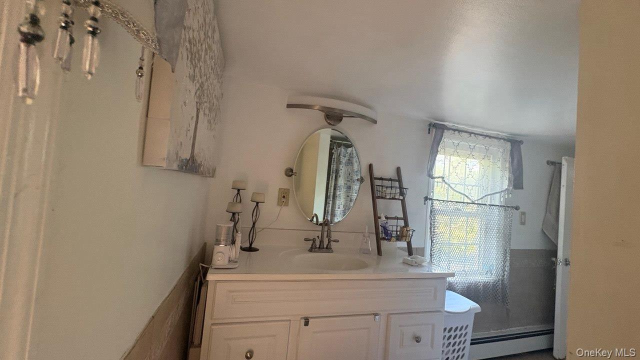 1673 Northern Boulevard Property Photo 29