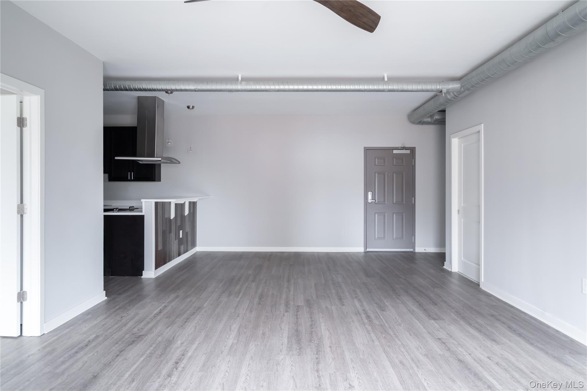 128 Vineyard Avenue 202 Property Photo 5