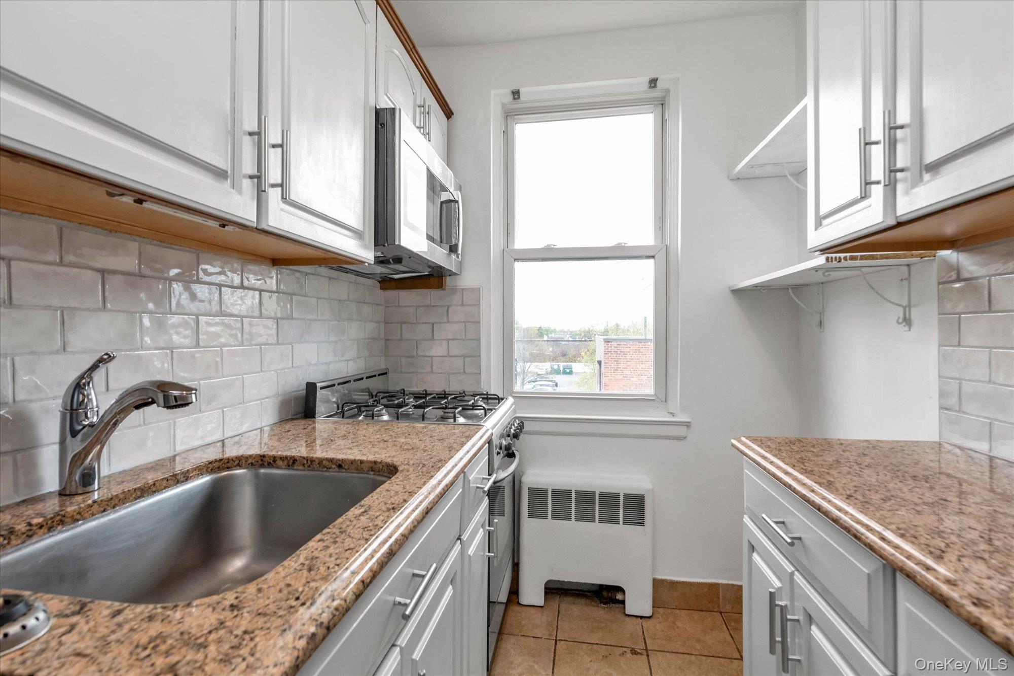 275 Maple Avenue D6 Property Photo 7
