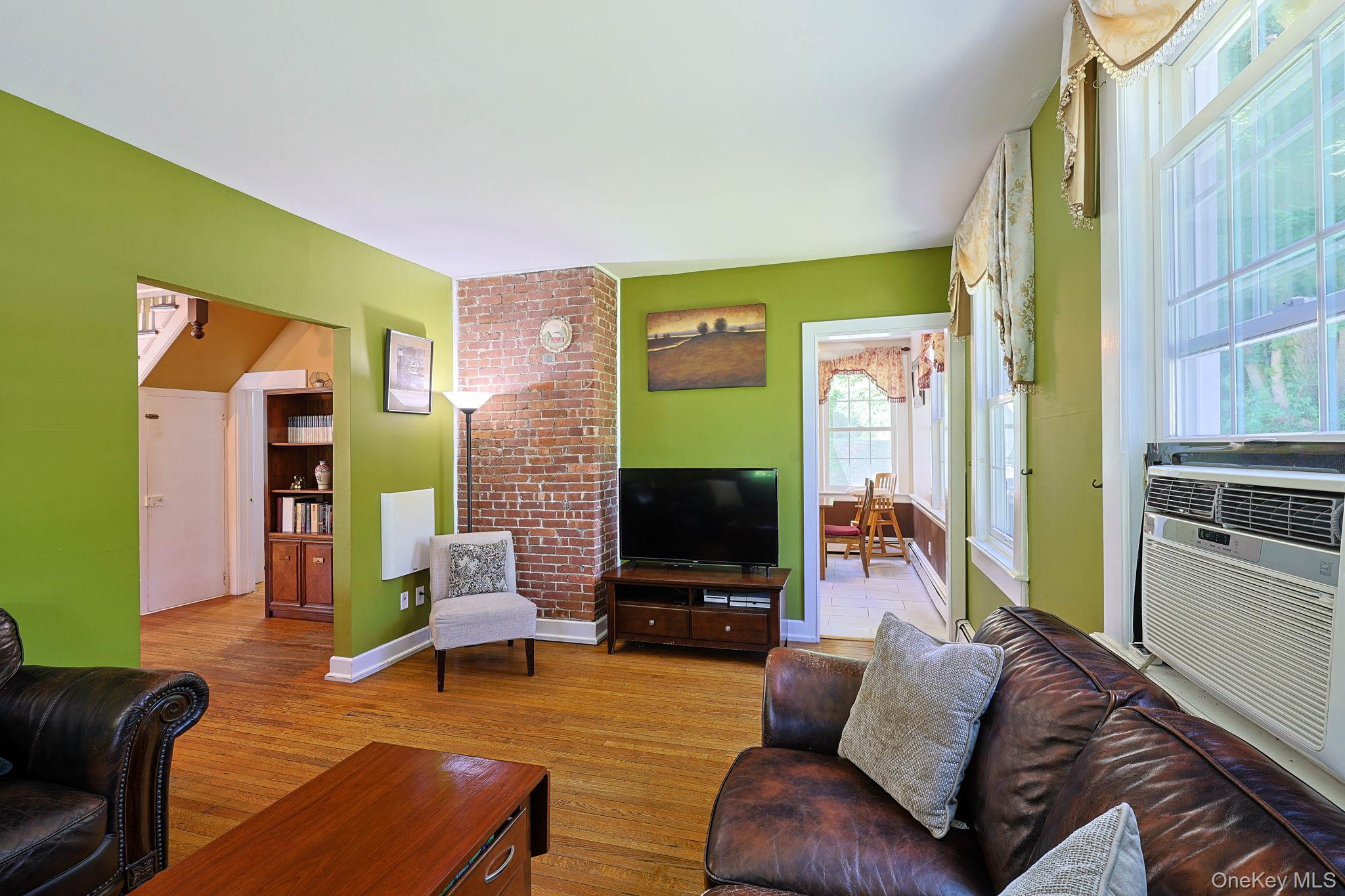 9 Library Road Property Photo 6