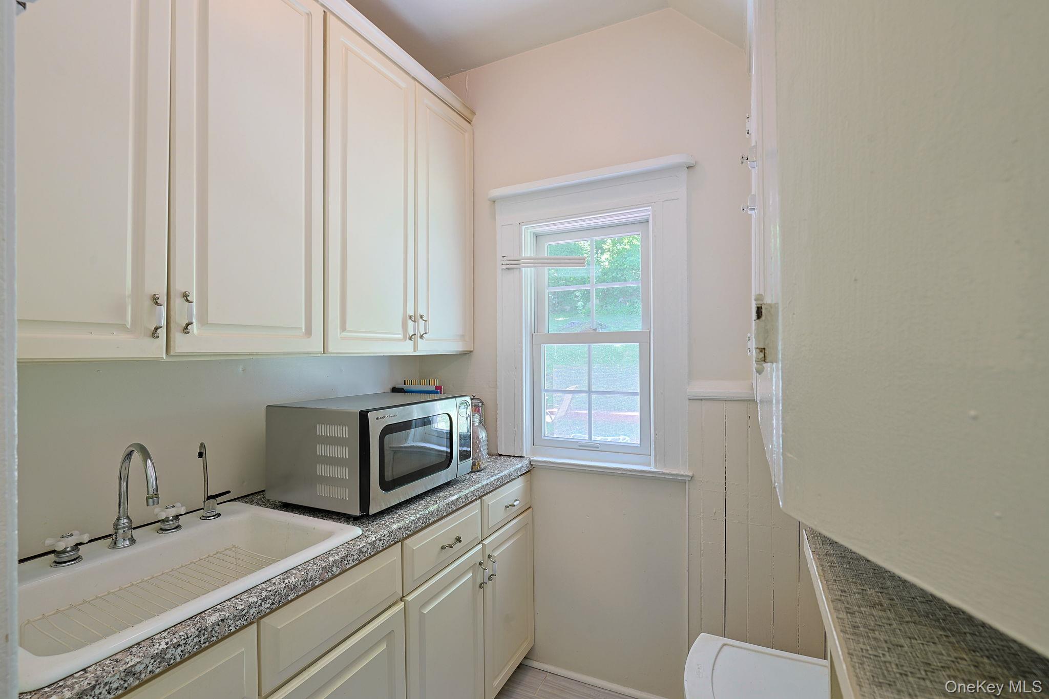 9 Library Road Property Photo 12