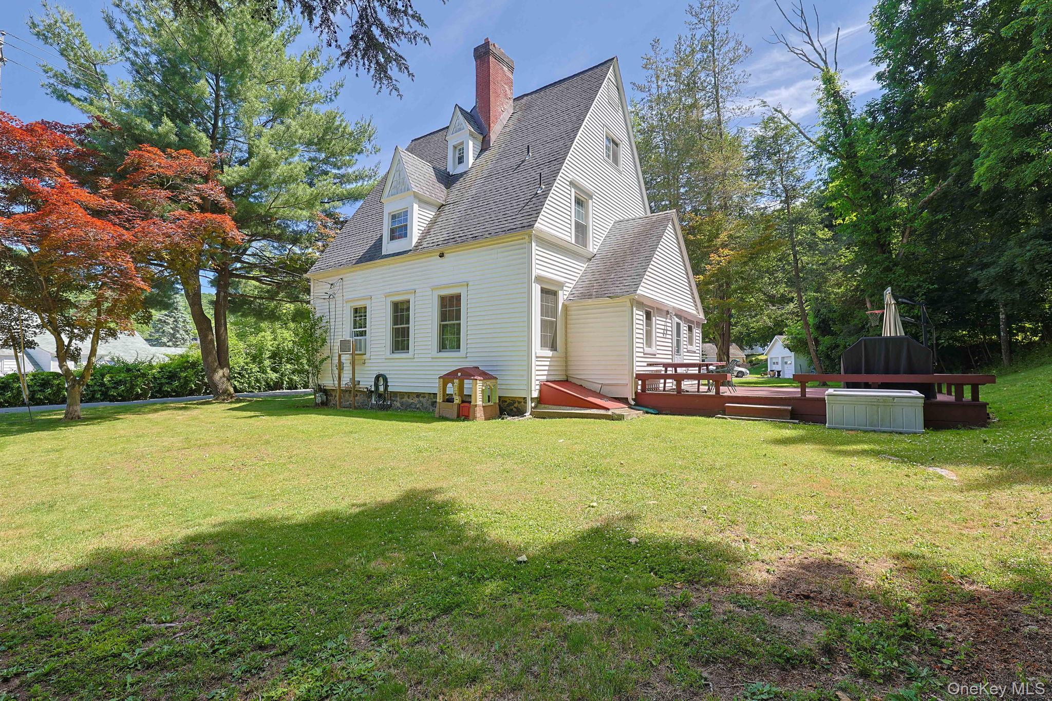 9 Library Road Property Photo 31