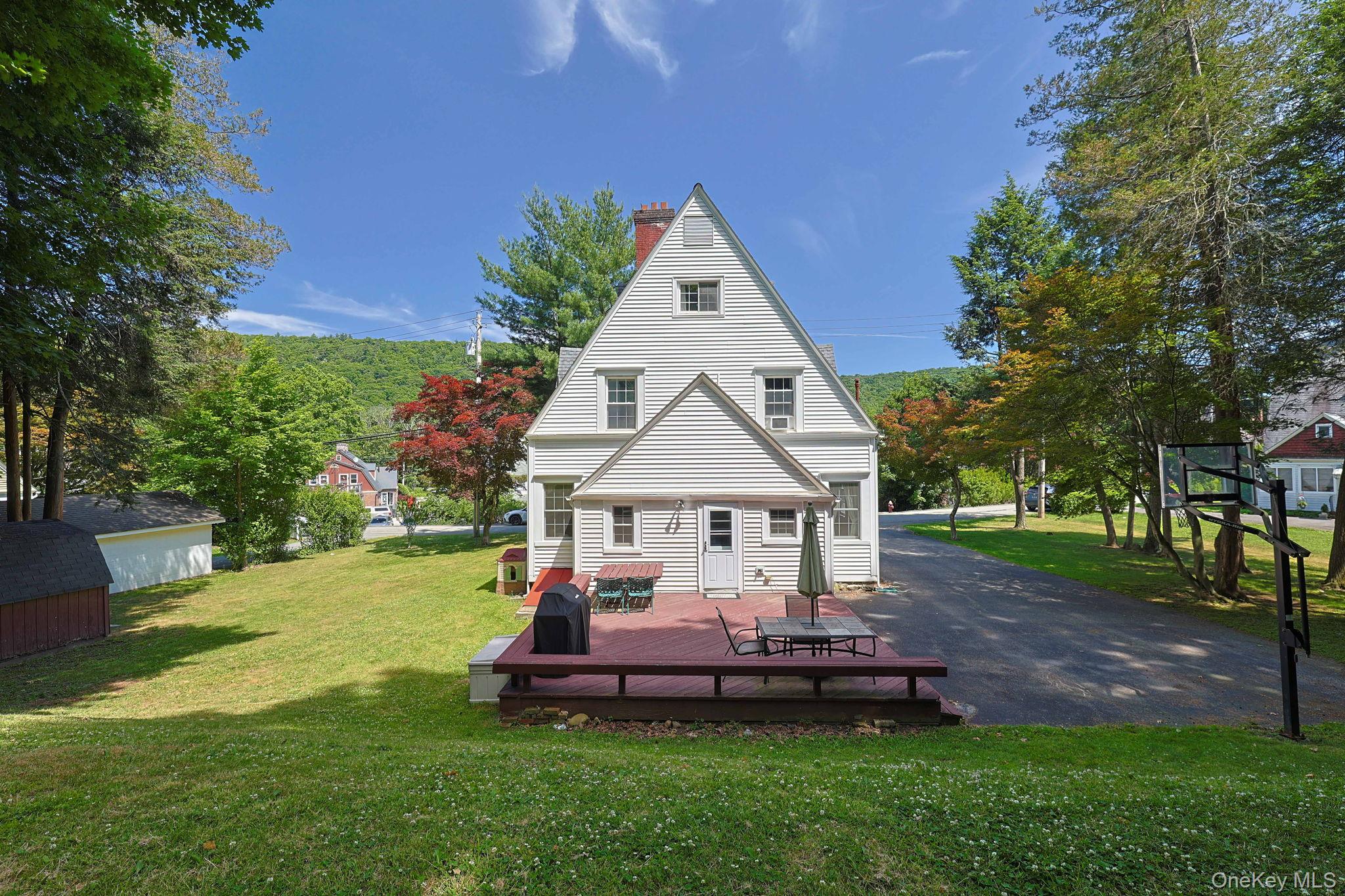 9 Library Road Property Photo 32