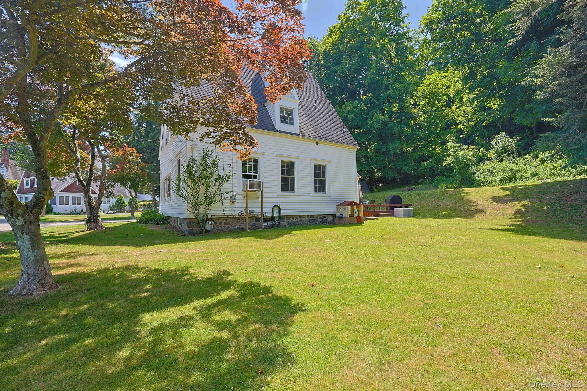 9 Library Road Property Photo 36