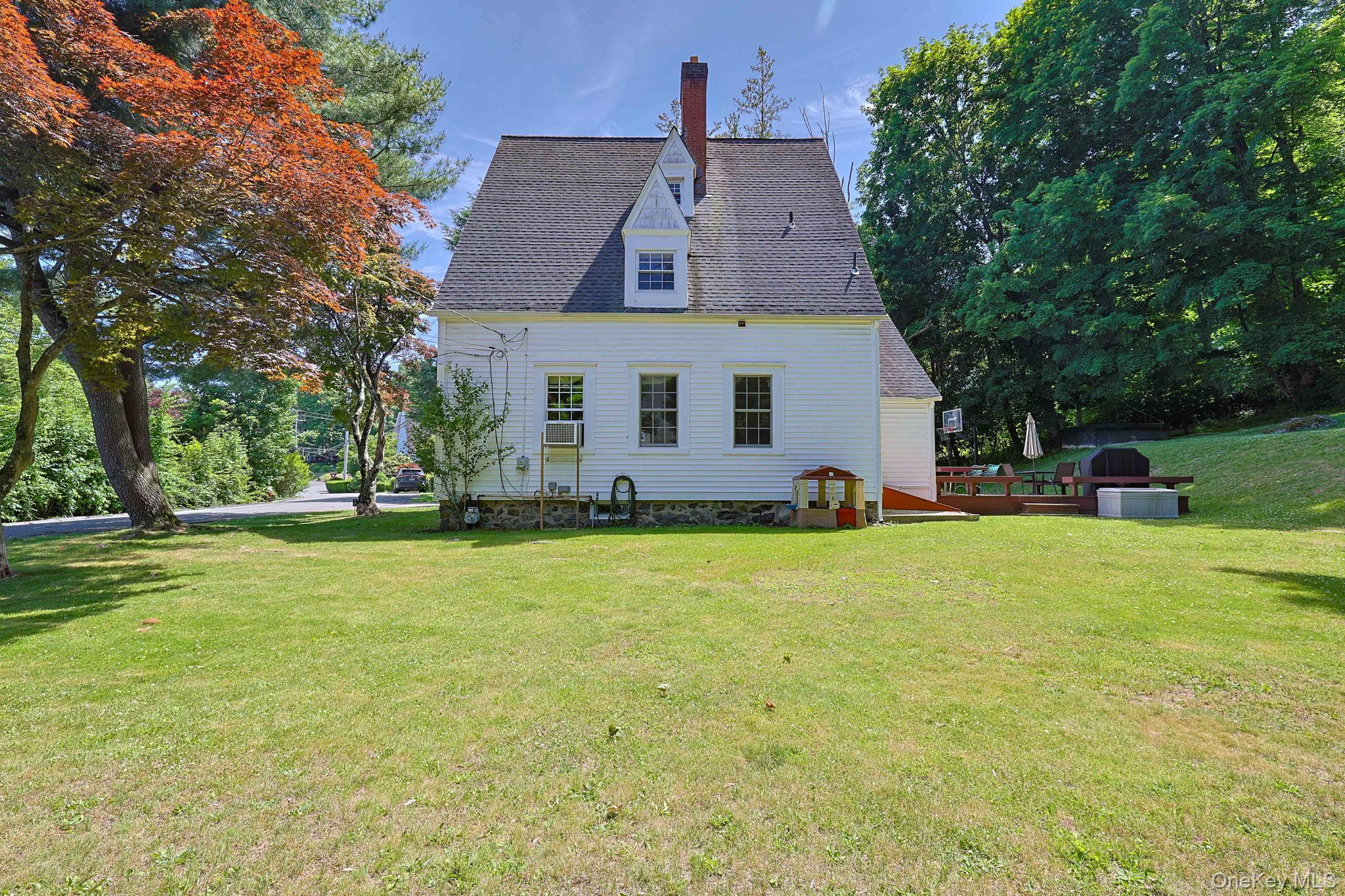 9 Library Road Property Photo 37