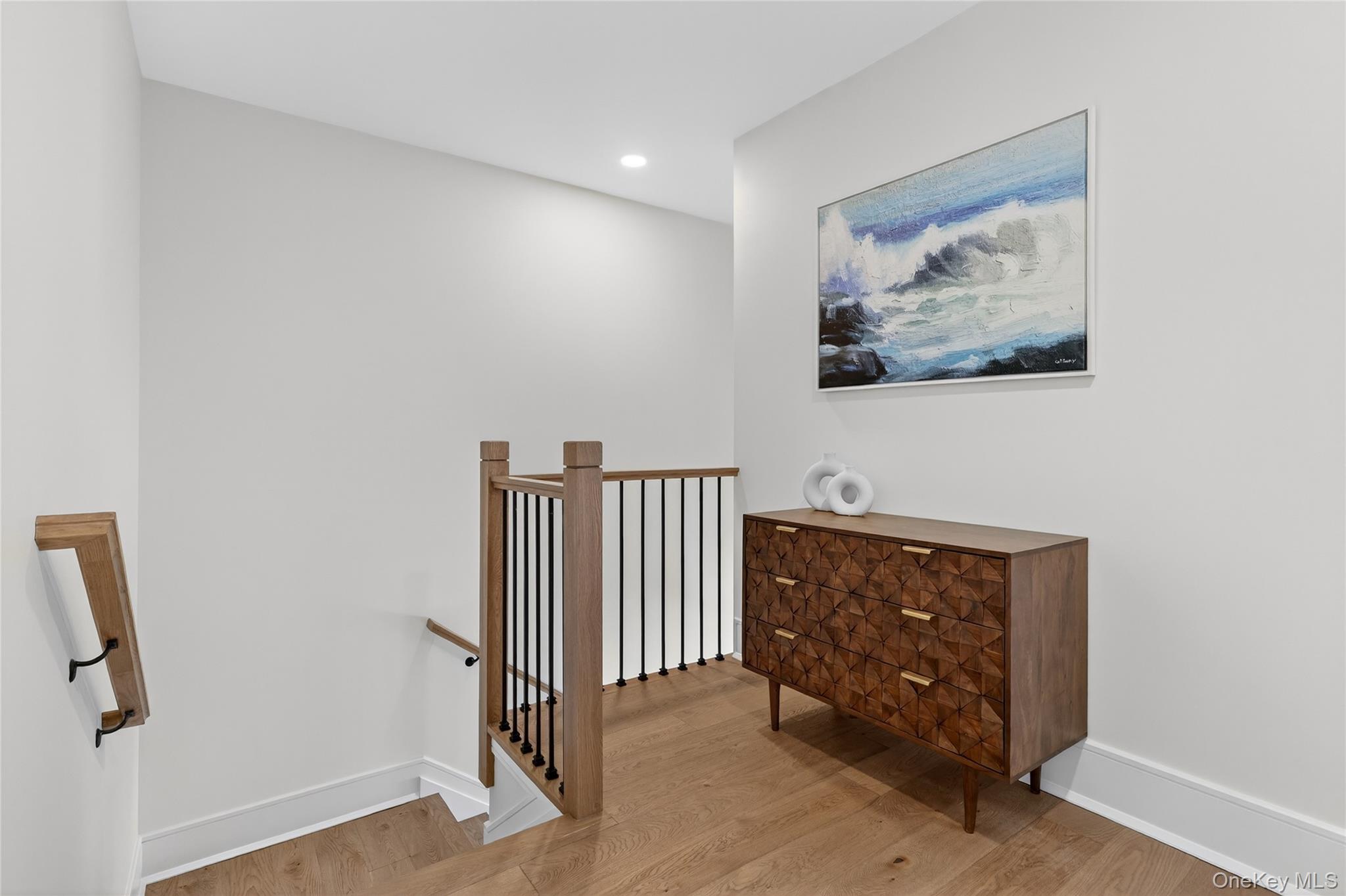 1833 Soundview Court Property Photo 15