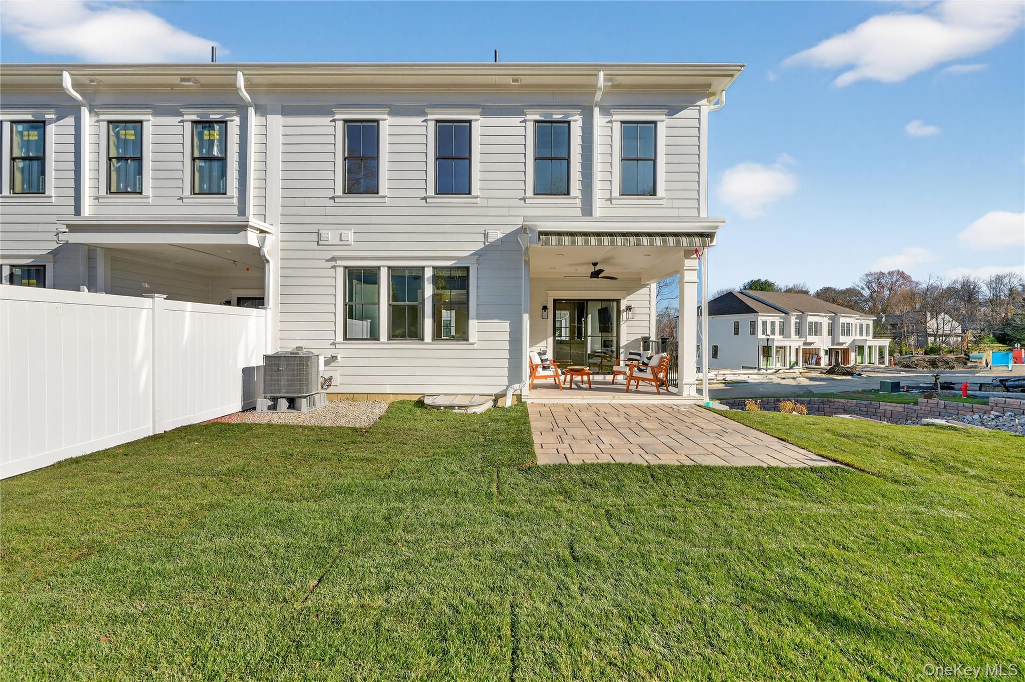 1833 Soundview Court Property Photo 30