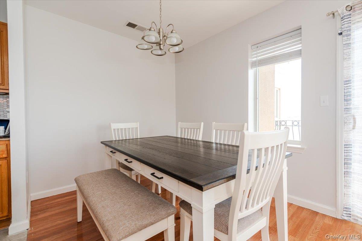 1436 Outlook Avenue 2 Property Photo 7