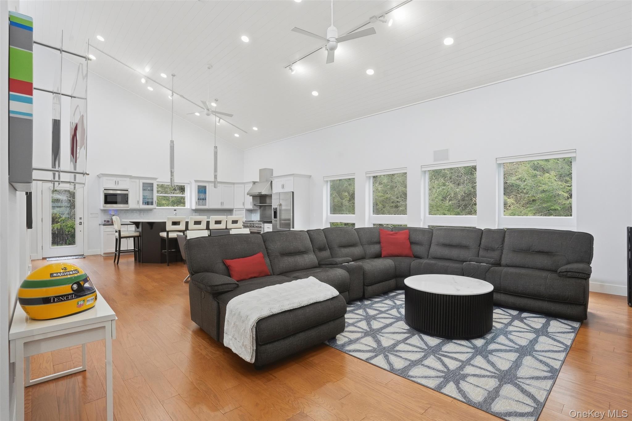 35 Serenity Lane Property Photo 4